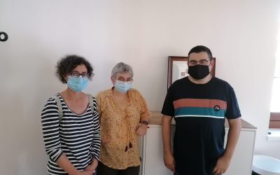 La alcaldesa de Xixón, Ana González, visita la sede de la Sociedad Cultural Gijonesa