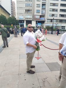 Ovidio Rozada en la ofrenda floral a Jovellanos