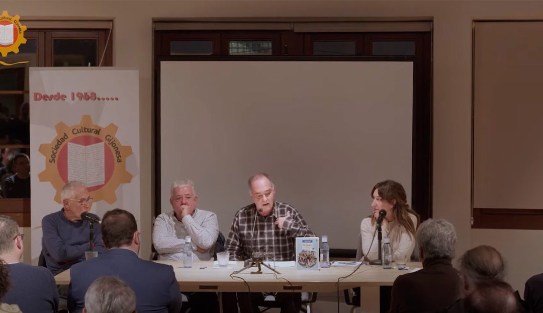 Presentación de No hay País de Xuan Cándano con Alicia Álvarez, Pedro de Silva y Boni Pérez