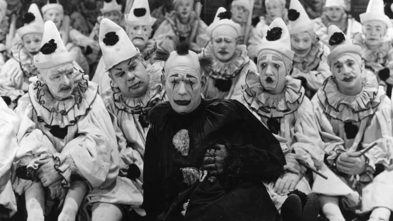 El que recibe el bofetón, 1924